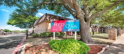 Red Oaks Apartment
